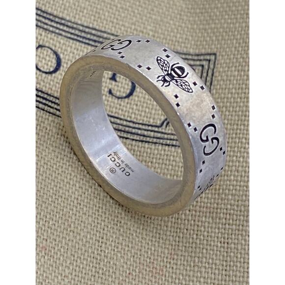 Authentic Gucci Sterling Silver Bee and GG Motif Ring - Size 8.5 - Picture 1 of 10